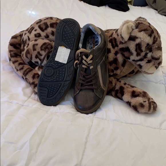 men’s West Coast brand shoes - Picture 2 of 3